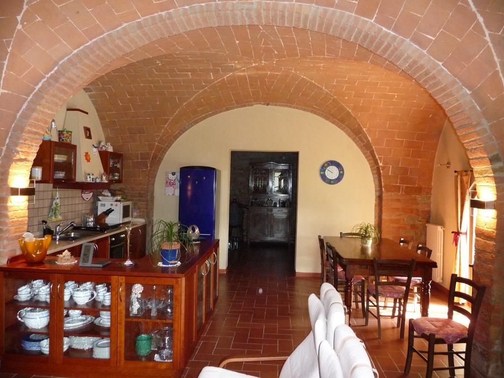 A Casa Di Lizzy B&B Monte Lopio Bagian luar foto