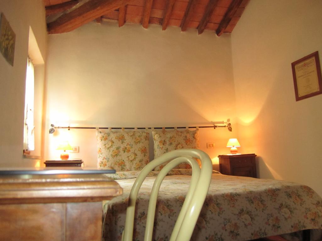 A Casa Di Lizzy B&B Monte Lopio Bagian luar foto