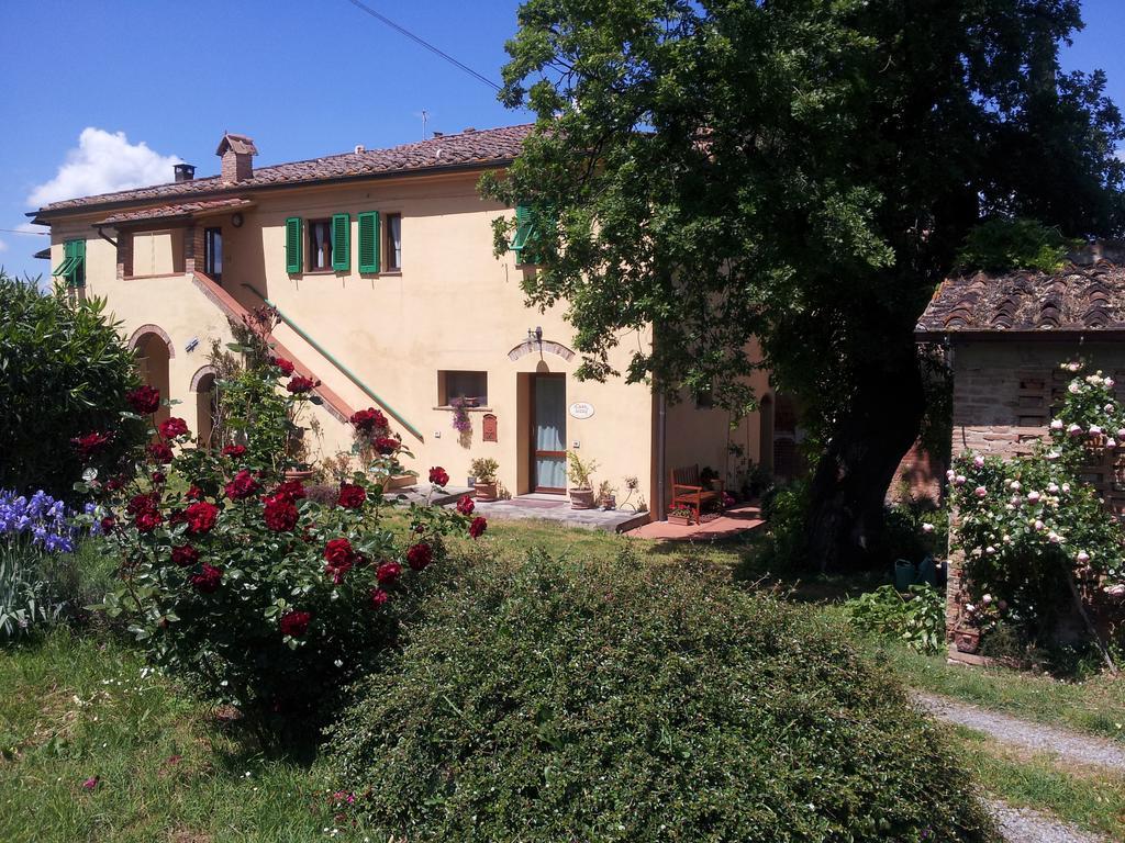 A Casa Di Lizzy B&B Monte Lopio Bagian luar foto