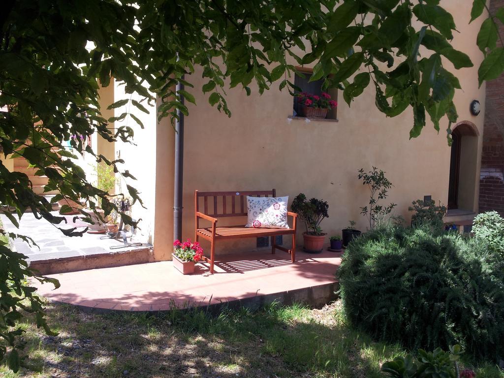 A Casa Di Lizzy B&B Monte Lopio Bagian luar foto